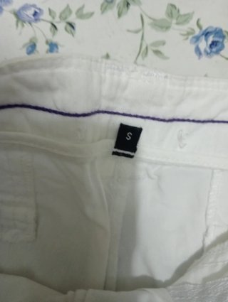 Pantaloncino bianco vita bassa