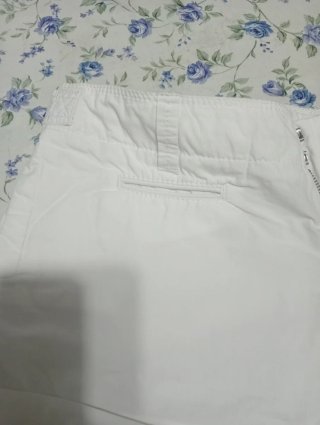 Pantaloncino bianco vita bassa