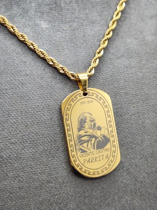 Medalla Parrita Acero Quirúrgico Chapado Oro