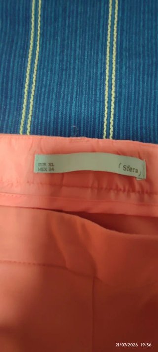 Pantalón de Sfera color Coral