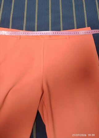 Pantalón de Sfera color Coral
