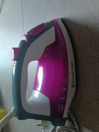 Plancha de ropa Russell Hobbs