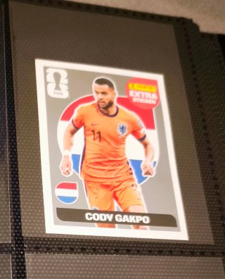 Cromo Cody Gakpo Plata FIFA Extra