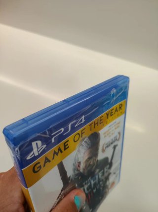 THE WITCHER WILD HUNT PS4