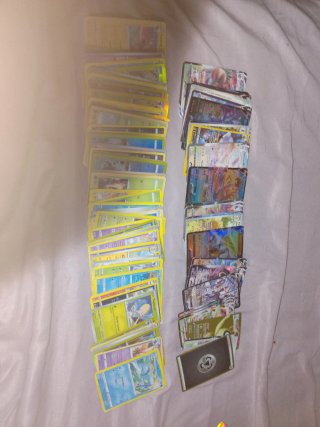104 Cartas Pokémon en Buen Estado