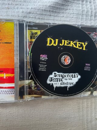 CD+DVD DJ Jekey Dangerous Time Vol.1