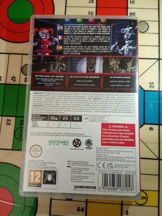 Incluye 5 juegos Five Nights at Freddy's Collecti