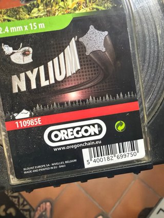 Hilo desbrozadora Oregon Nylium 2.4mm x 15m