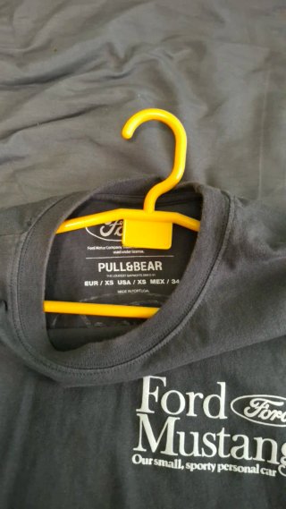 Camiseta Ford Mustang Gris