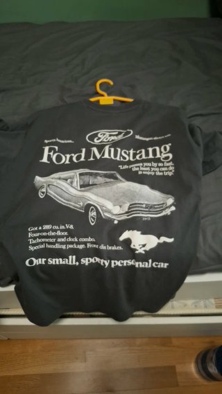 Camiseta Ford Mustang Gris