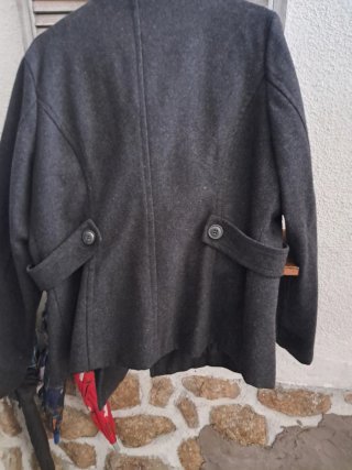Abrigo gris doble botonadura