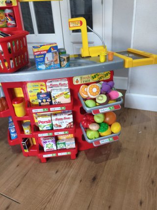 Supermercato di giocattoli marca Molto