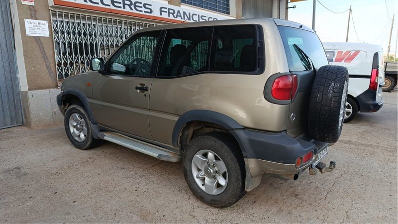 Nissan Terrano II 2003 - foto 1
