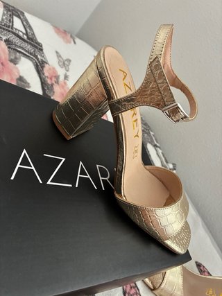 Sandalias doradas tacón cocodrilo