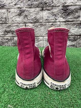 Converse rosse taglia 36.5