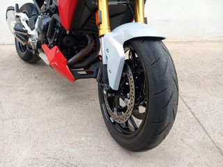 BMW F 900 R