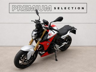 BMW F 900 R