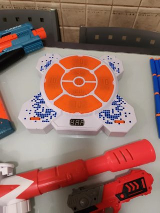 Pistolas Nerf, Diana y Balas