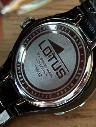 Reloj Lotus Cerámica Negro y Plateado