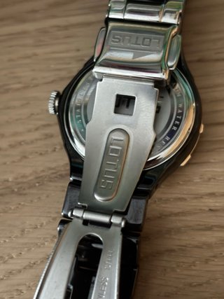 Reloj Lotus Cerámica Negro y Plateado