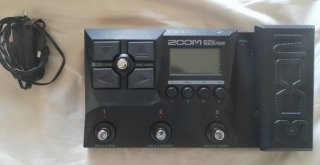 Guitarra LTD MT 130 + Pedalera Zoom G2 XFour