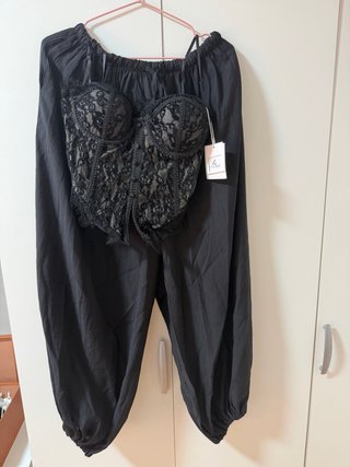 Conjunto negro encaje y pantalón