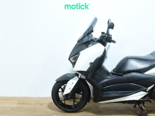 YAMAHA XMAX 300