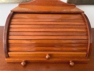 Secreter de sobremesa de madera