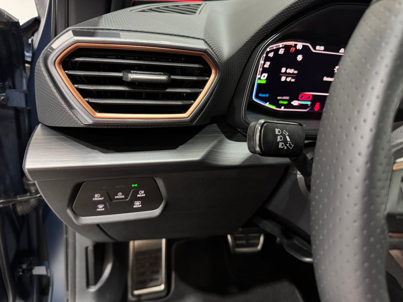 Cupra León 2024, foto 15