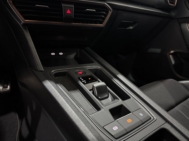 Cupra León 2024, foto 16