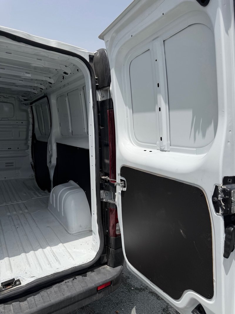 Opel Vivaro 2018, foto 14