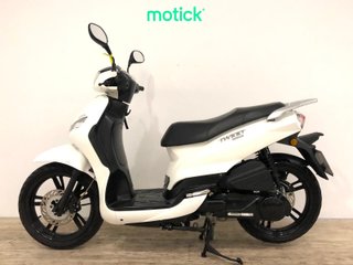 PEUGEOT TWEET 125 (IVA DEDUCIBLE)