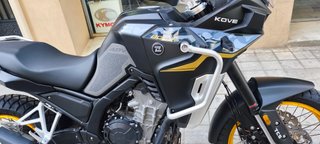 MOTO NUEVA KOVE 800X GT NEGRO