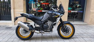 MOTO NUEVA KOVE 800X GT NEGRO