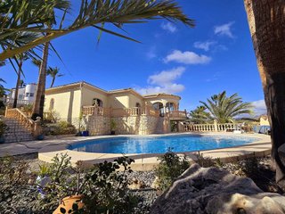 Chalet en venta en Montebello - Nou Espai en Nucia (la)