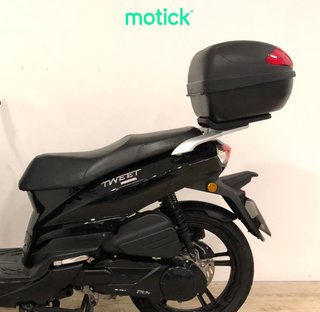 PEUGEOT TWEET 125 (IVA DEDUCIBLE) (TOP CASE)