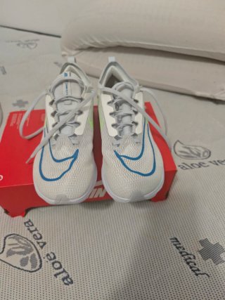 Nike Zoom Fly 4 Talla 41 Originales