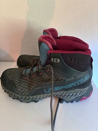Botas de montaña La Sportiva mujer