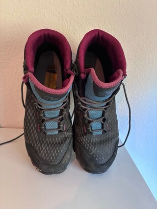 Botas de montaña La Sportiva mujer