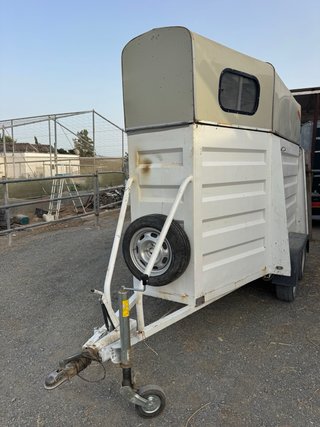 Remolque Van Caballos 1.5