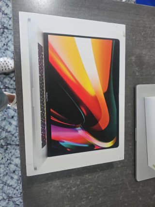 MacBook A2141 i7 16GB 512GB 2019