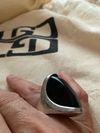 Anillo Uno de 50 Negro y Plateado