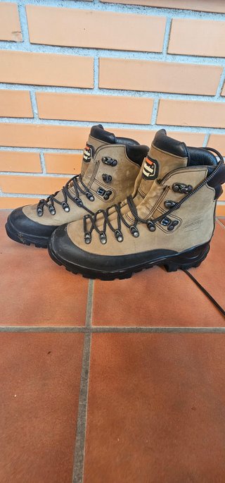 Botas Zamberlan T44 Suela Vibram Nuevas