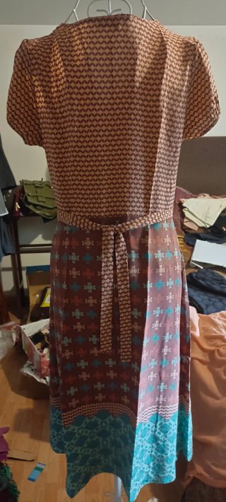 Vestido Étnico Seda Estampado Marrón y Dorado