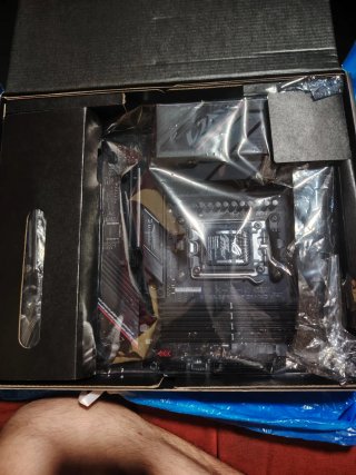 Placa Base ASUS ROG STRIX B650E-F GAMING WIFI