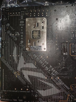 Placa Base ASUS ROG STRIX B650E-F GAMING WIFI