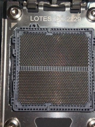 Placa Base ASUS ROG STRIX B650E-F GAMING WIFI