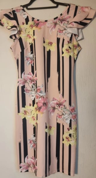 Vestido corto floral con rayas