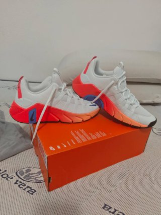 Nike free metcon 7 talla 41 originales.