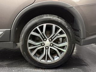Mitsubishi Outlander 220 DI-D Motion 2WD 7 Plazas